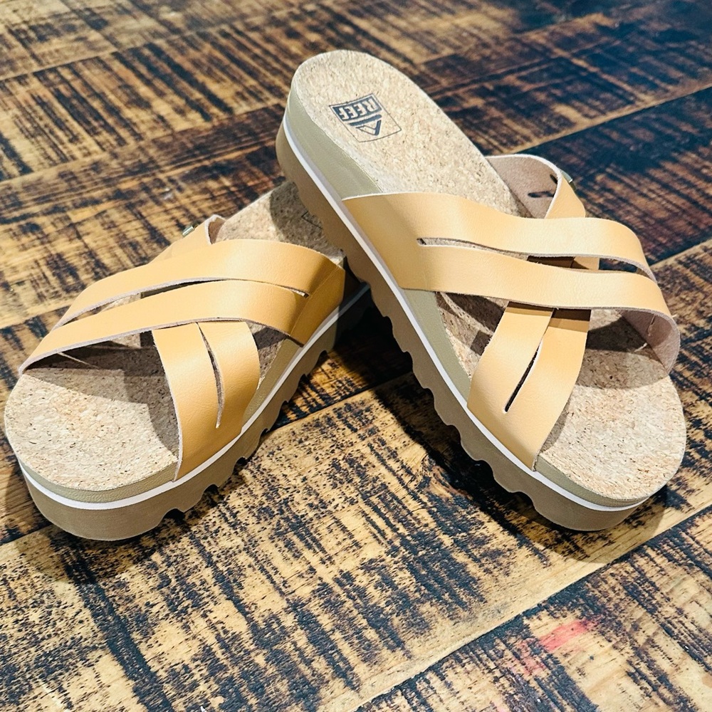 REEF Kaia Women's Criss-Cross Slide Sandals size 9